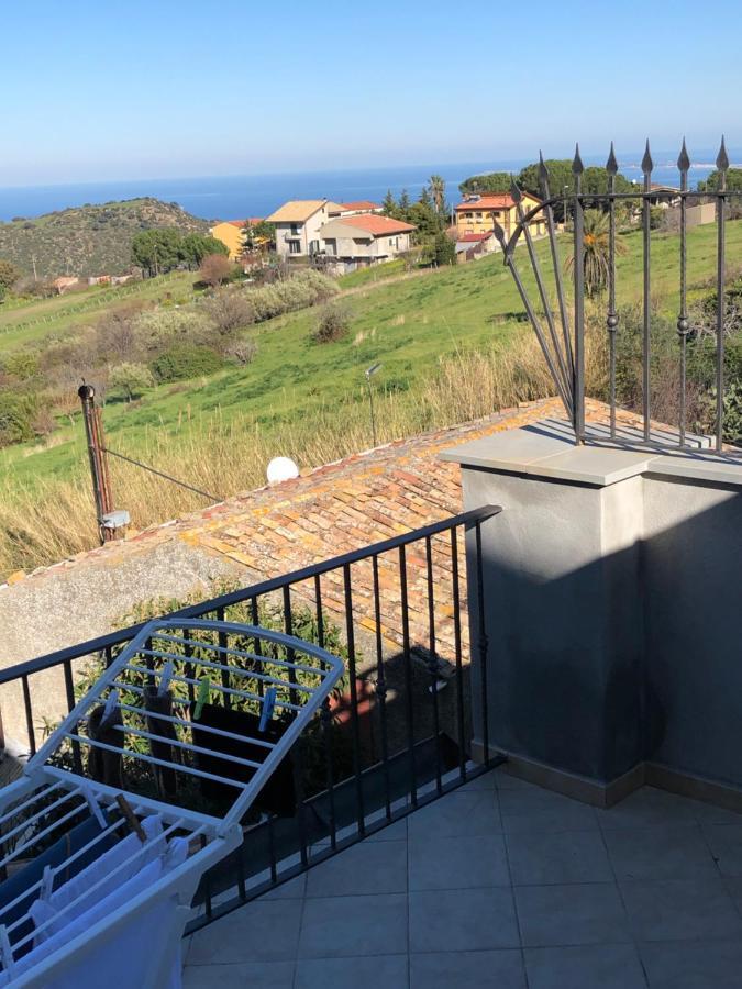 Basico Un Balcone Sul Mare-Casa I Carruggi- Case Vacanza Sicilia&Toscana- Zewnętrze zdjęcie